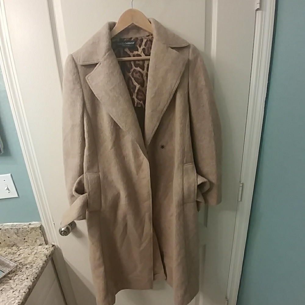 Dolce& Gabbana coat